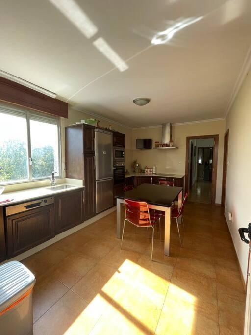 Chalet Casa Con Piscina En Arbo Vigo 外观 照片