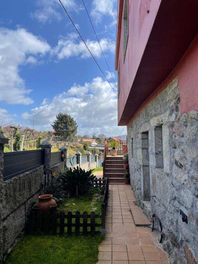 Chalet Casa Con Piscina En Arbo Vigo 外观 照片